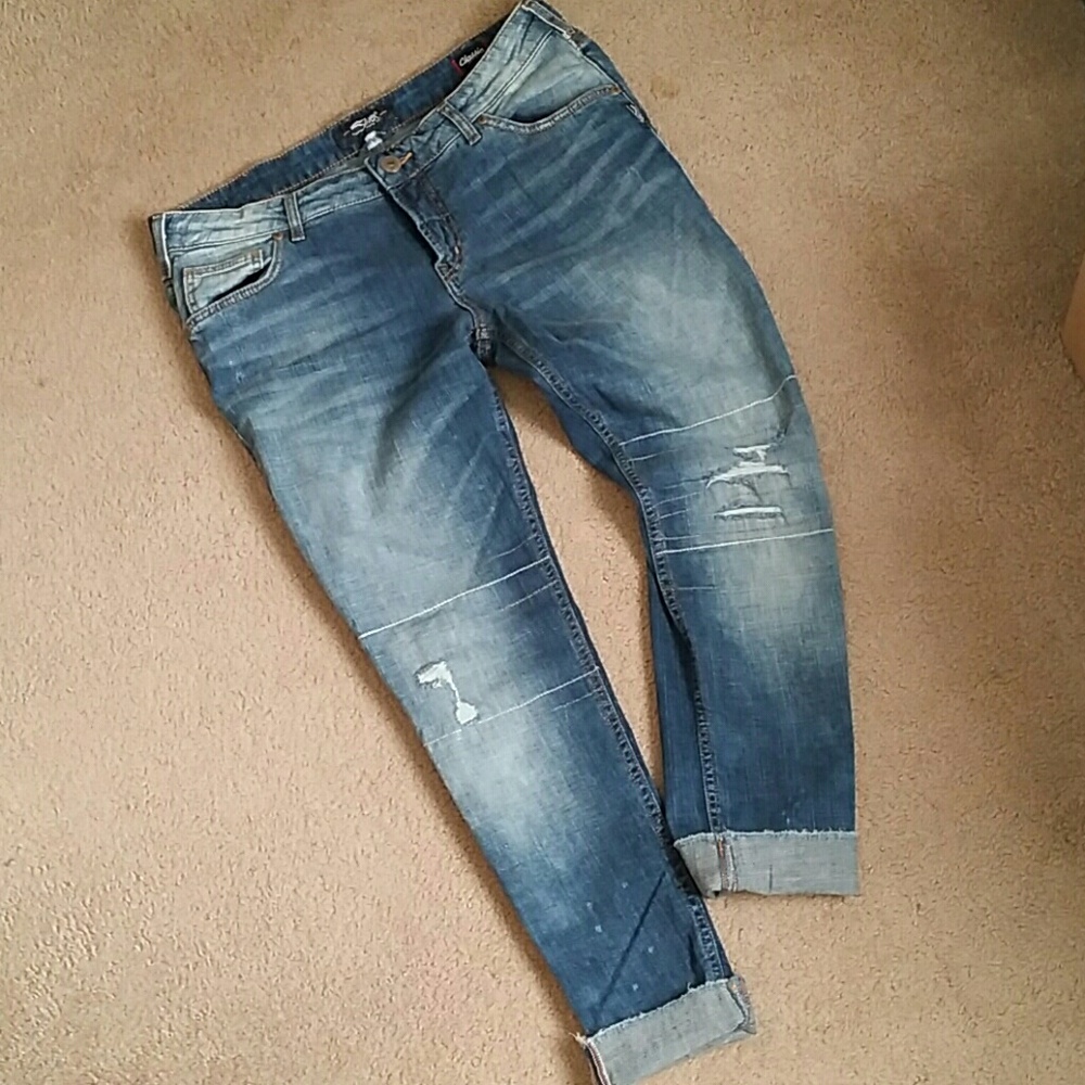 SILVER JEANS CO Girlfriend cut sz. 32x27